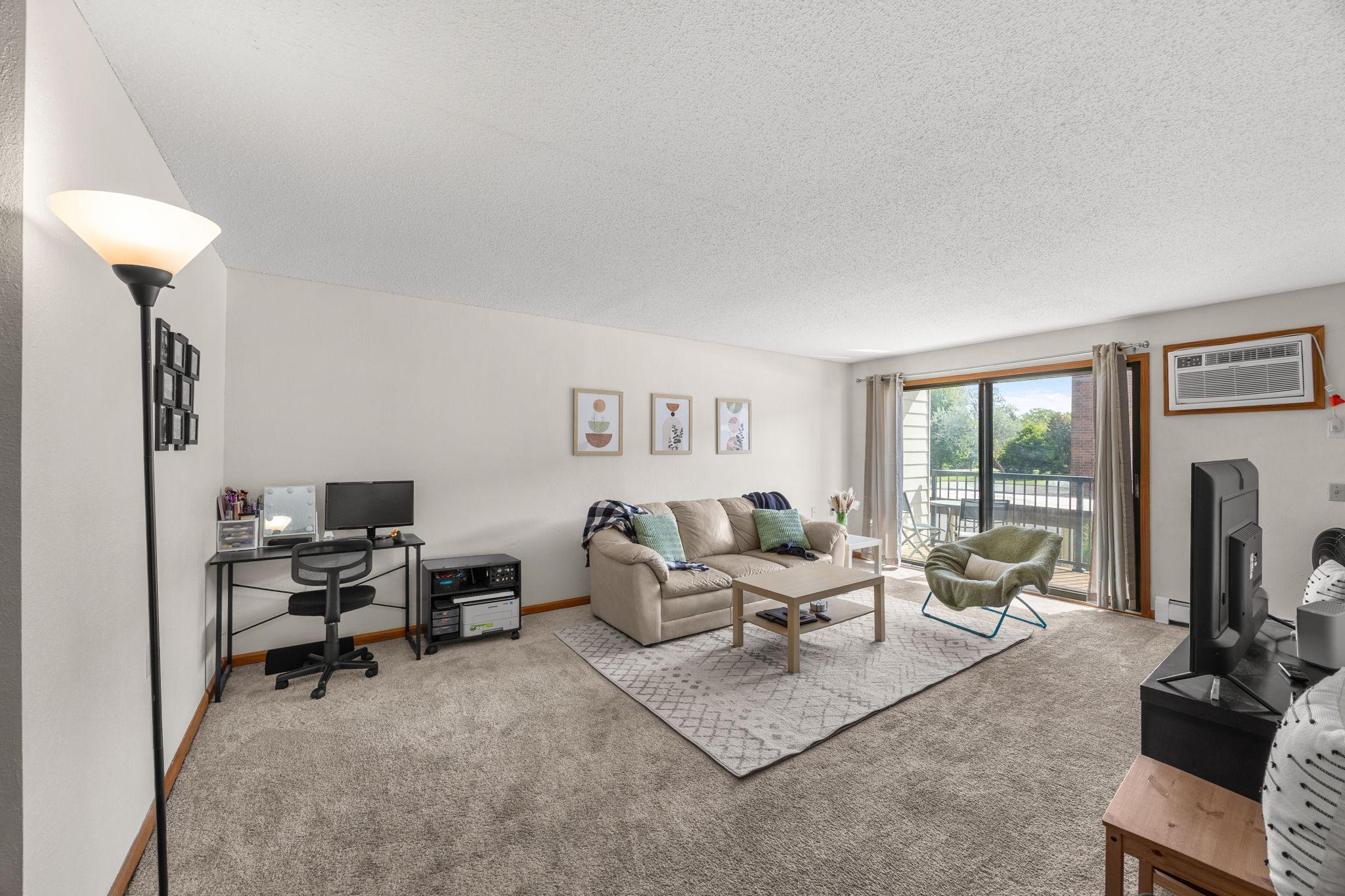 4 Pine Tree Drive 212