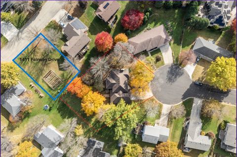 Photo of 1411 Fairway Drive, Faribault, MN 55021 (MLS # 6812150)