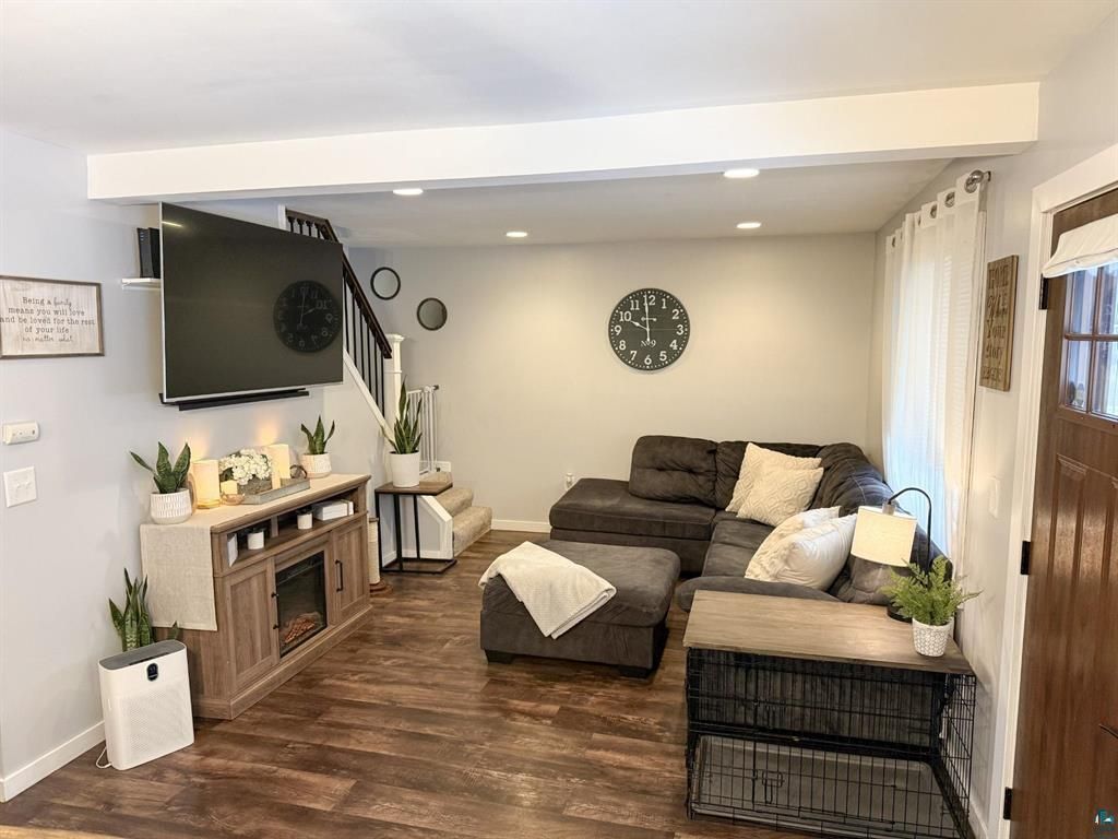 Photo of 1325 104th Avenue W, Duluth, MN 55808 (MLS # 7032285)