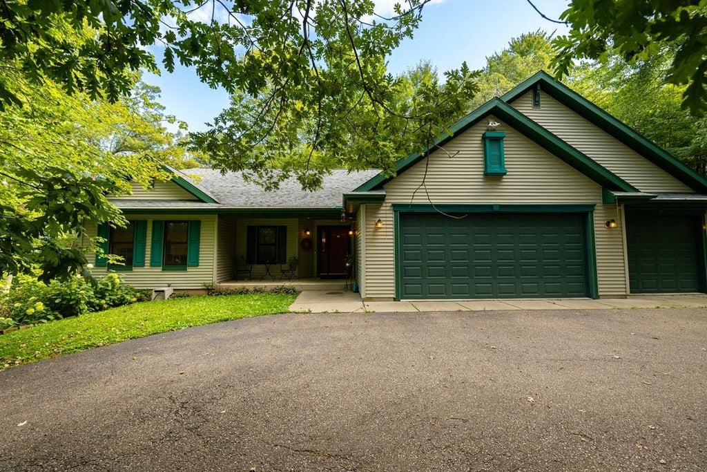 Photo of N7124 Arbor Lane, Durand, WI 54736 (MLS # 7150434)