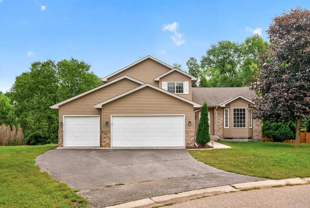 Photo of 3719 Reed Road, Saint Bonifacius, MN 55375 (MLS # 7138078)