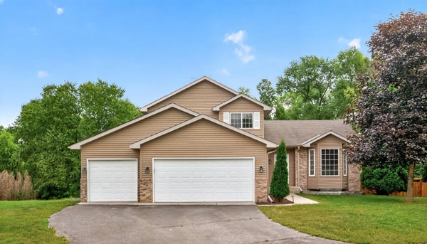 3719 REED RD, SAINT BONIFACIUS, MN 55375 - Image b01bdac8f37d984585eddbedf0e8130c/492012865