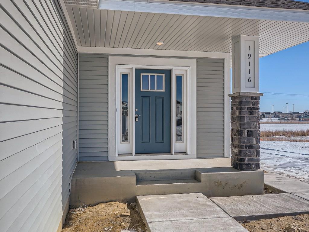 19116 Cloverleaf Way