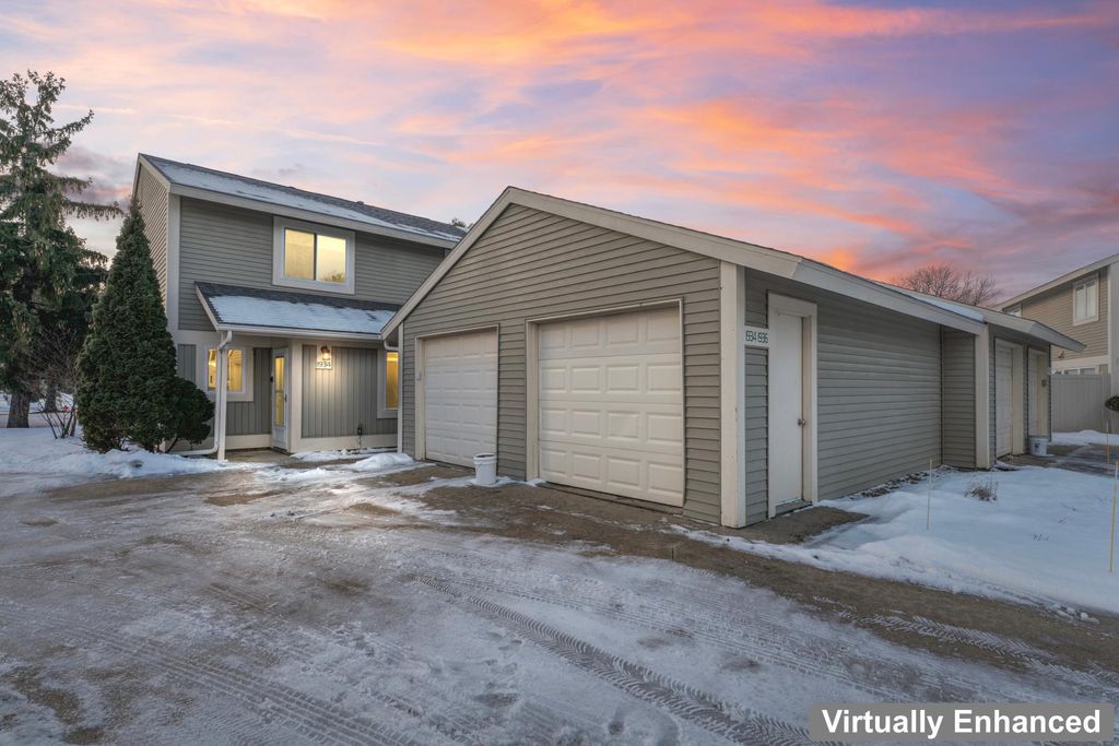 Photo of 1934 Greenview Place SW, Rochester, MN 55902 (MLS # 7006663)