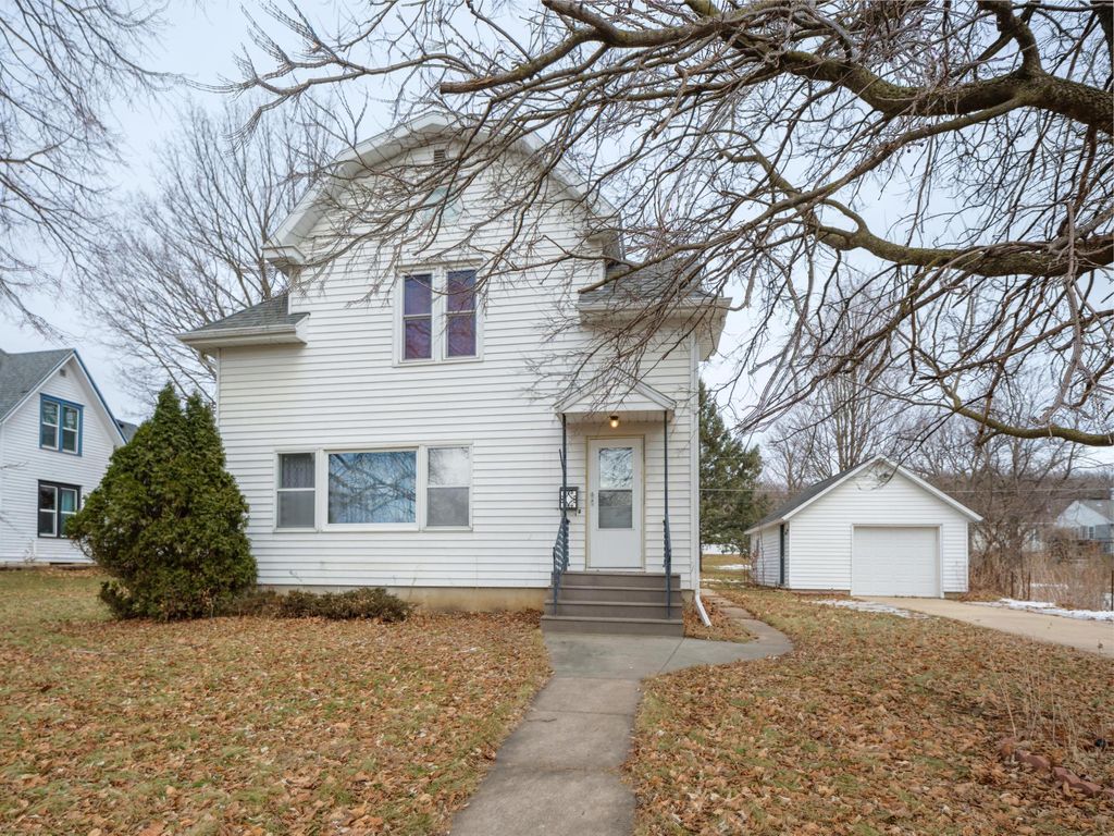 Photo of 708 Winona Street SE, Chatfield, MN 55923 (MLS # 7009380)