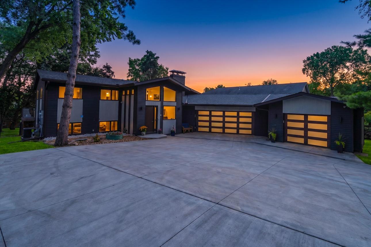 2968 W Owasso Boulevard