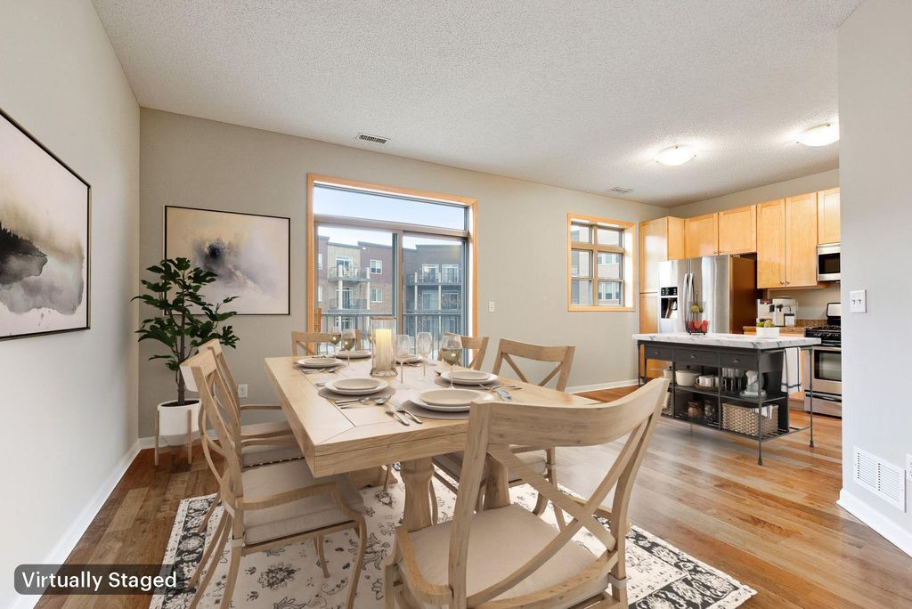 Photo of 737 Victoria Street S, Saint Paul, MN 55102 (MLS # 7028129)