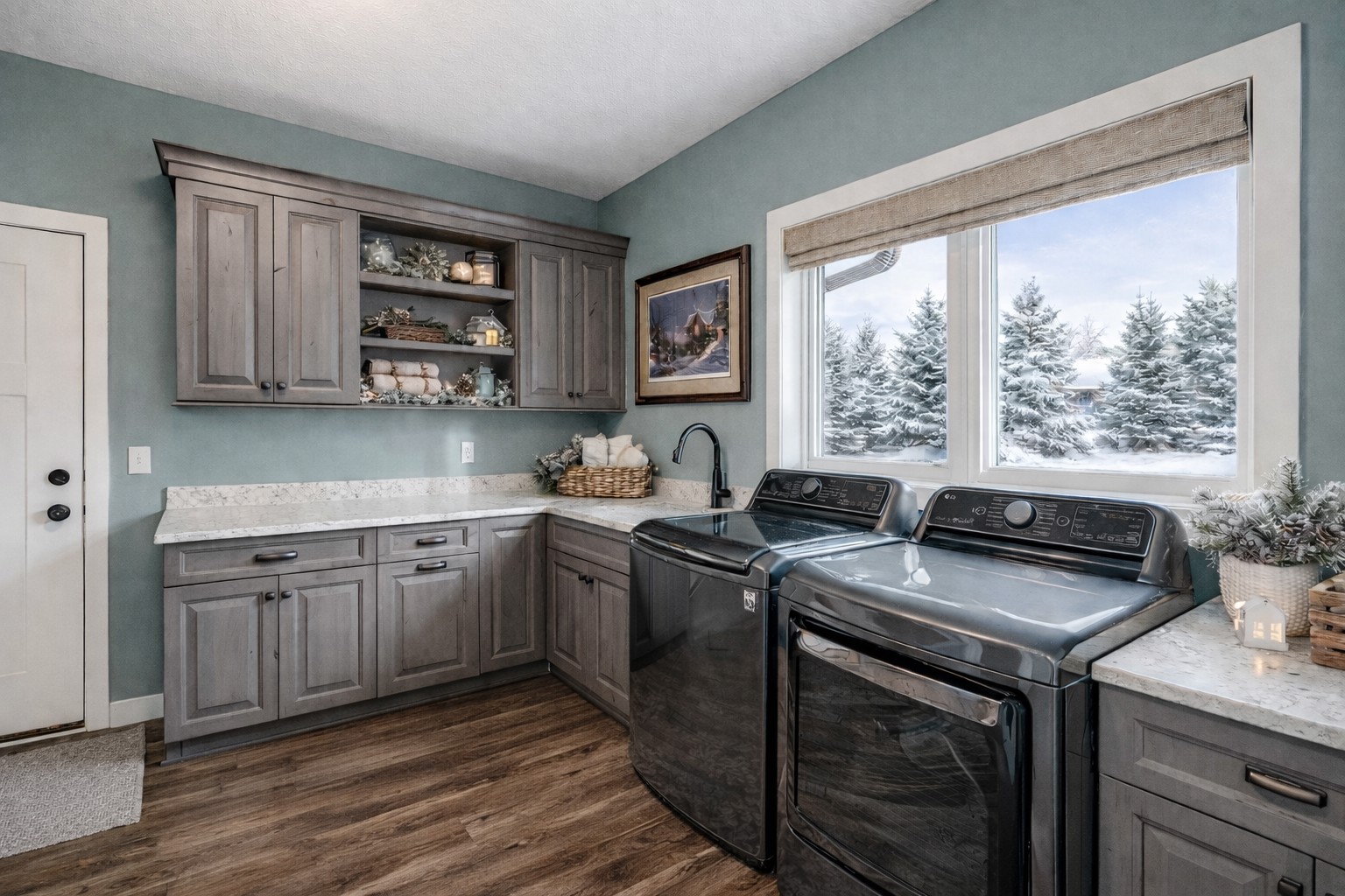Cannon Falls, Minnesota, 55009, United States, 4 Bedrooms Bedrooms, ,3 BathroomsBathrooms,Residential,Active,2016417