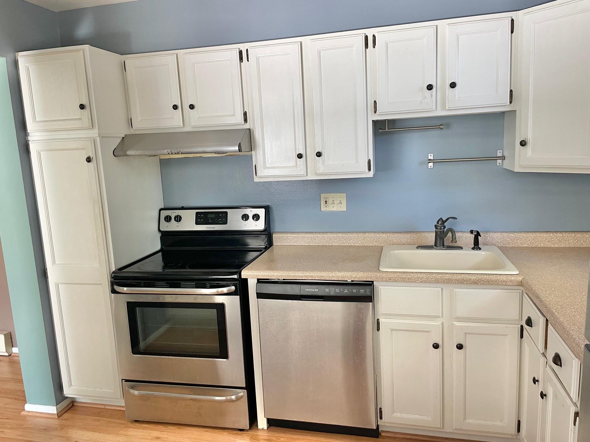 1125 Woodlake Lane 1