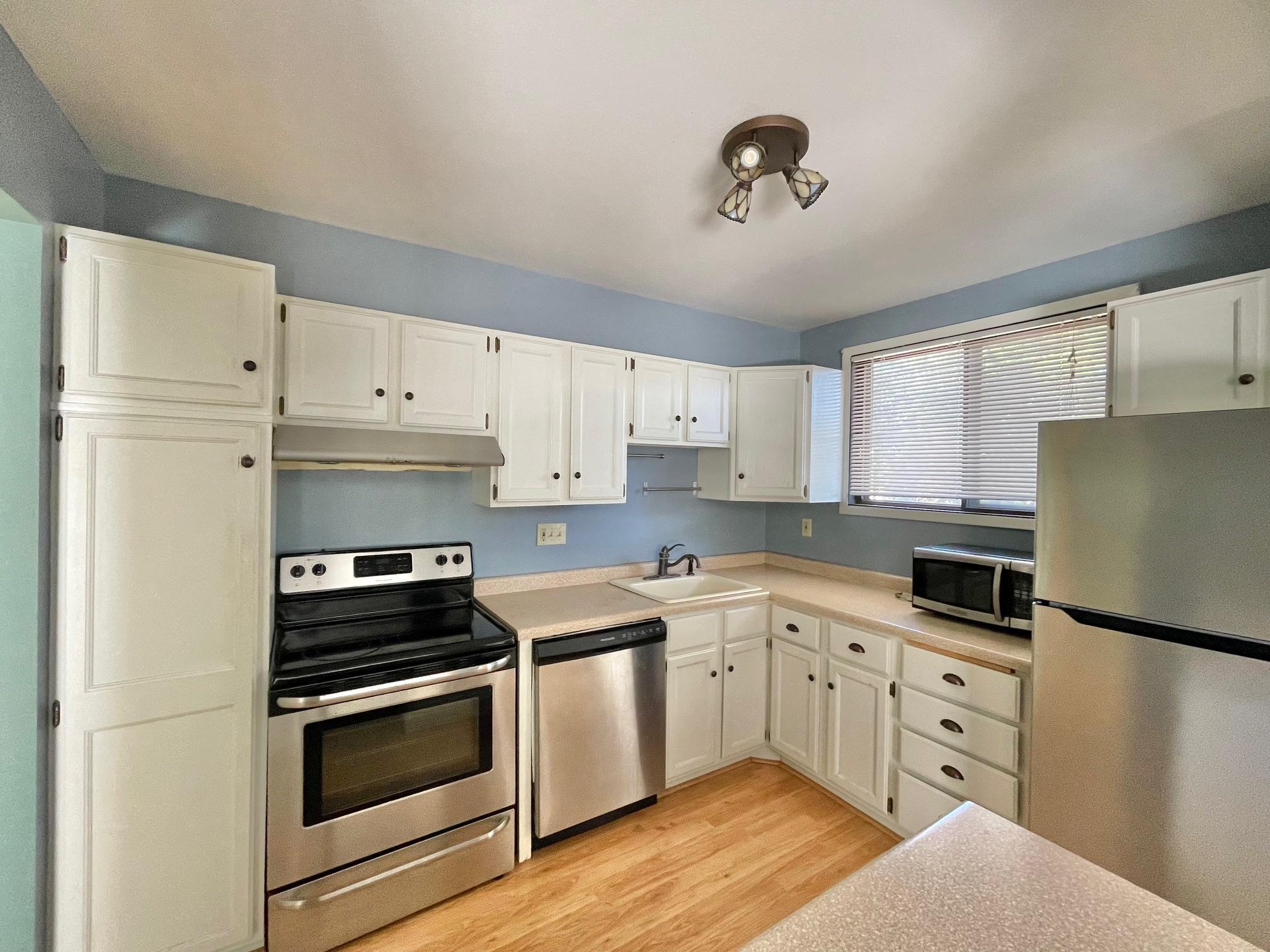 1125 Woodlake Lane 1