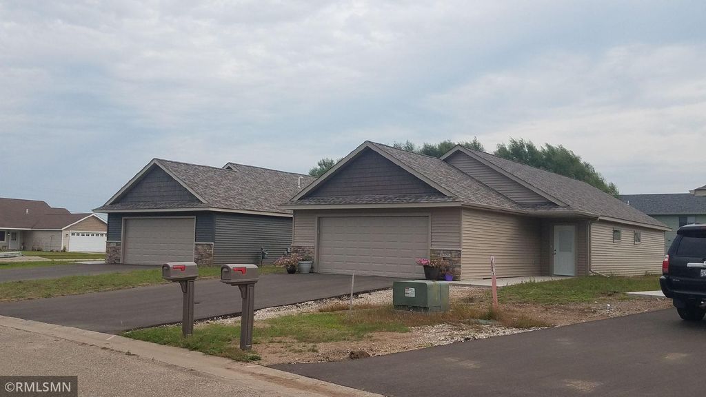 Photo of 1739 Aspen Court, New Richmond, WI 54017 (MLS # 7012016)