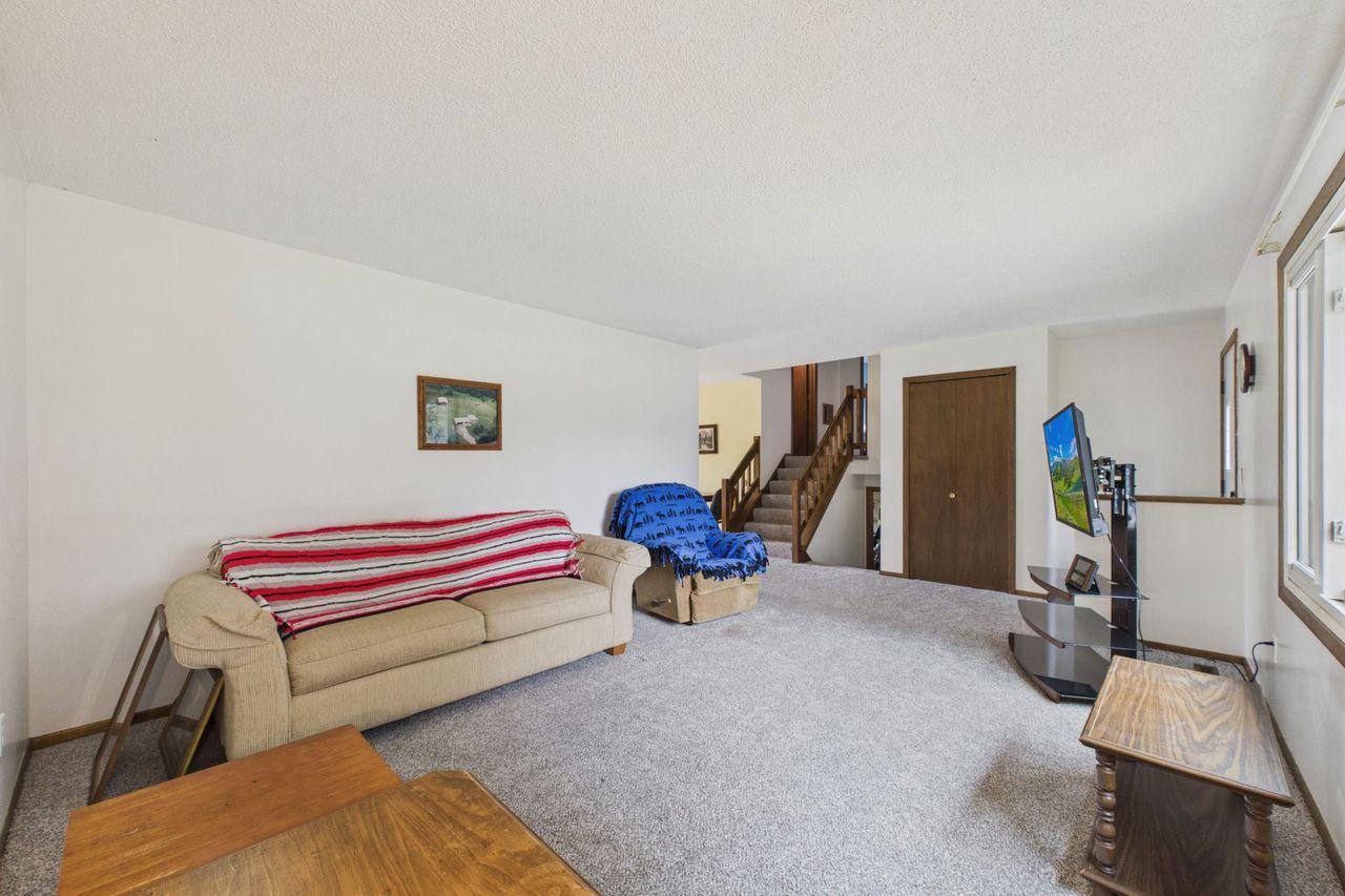 16112 Kettle River Boulevard NE