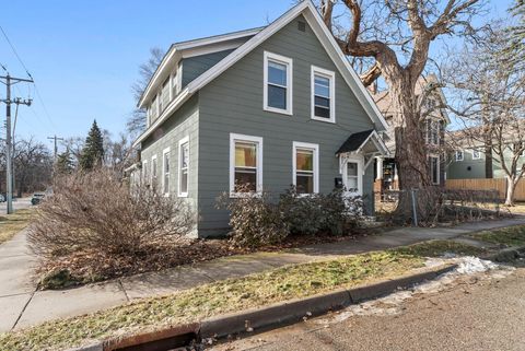 123 Pine Street E Stillwater MN 55082