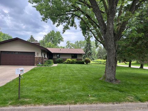 1754 Maple Lane Roseville MN 55113