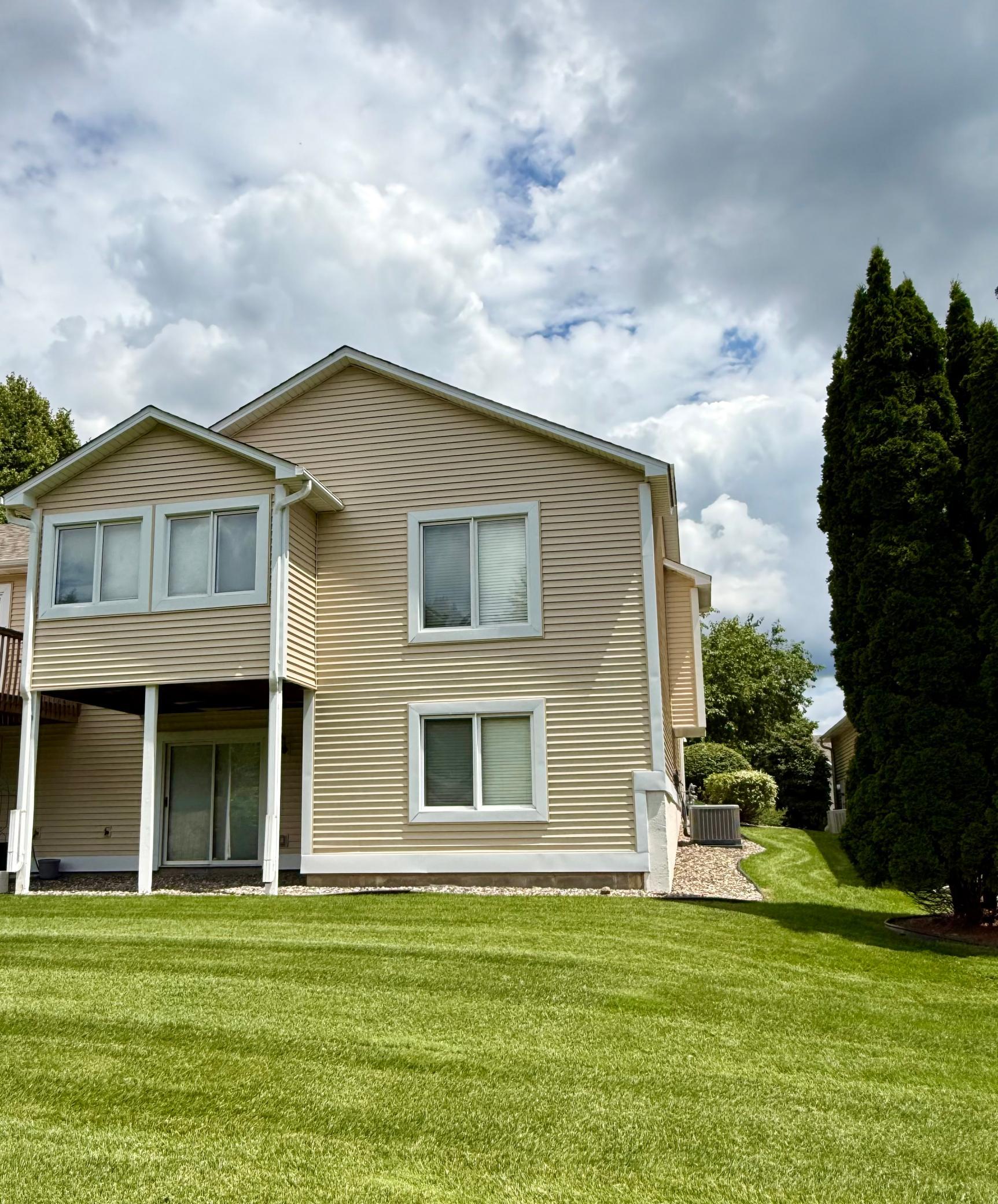 808 Winterberry Drive