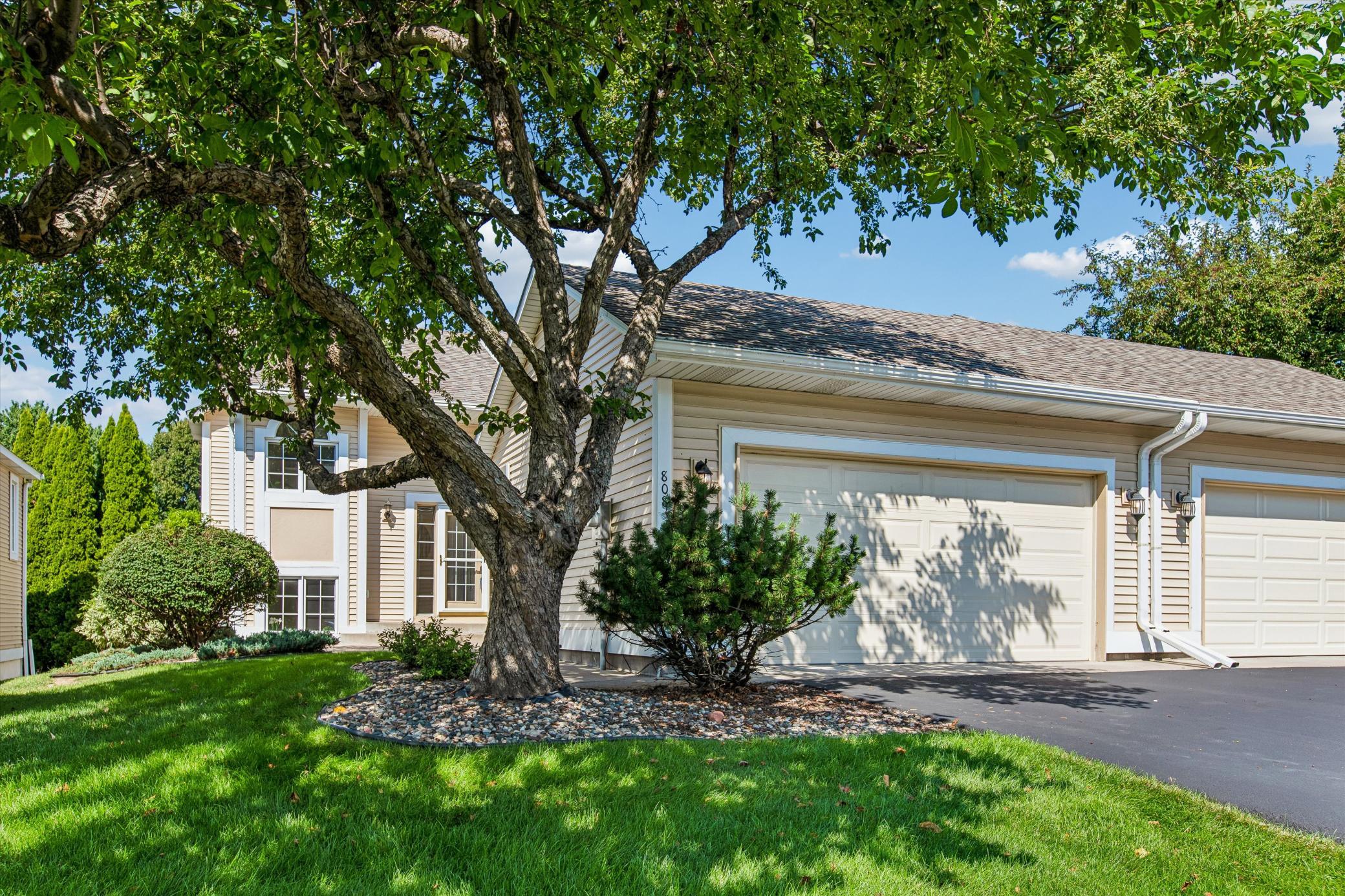 808 Winterberry Drive