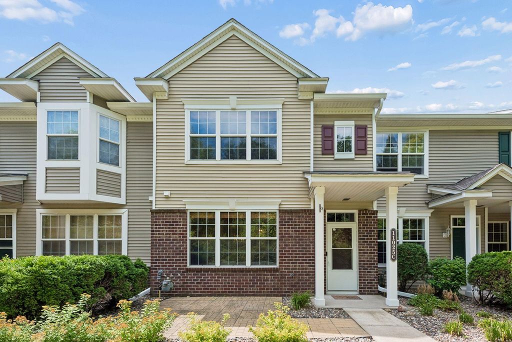 Photo of 11025 Oak Grove Circle #C, Woodbury, MN 55129 (MLS # 7112289)