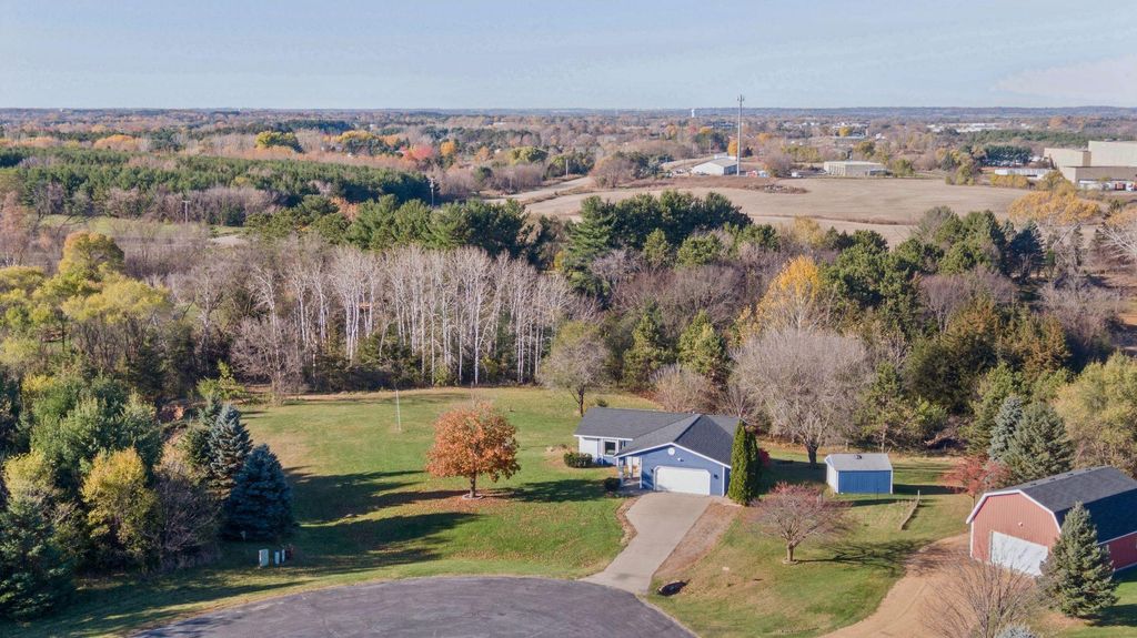 Photo of 892 Trail 12, Hudson, WI 54016 (MLS # 6812757)