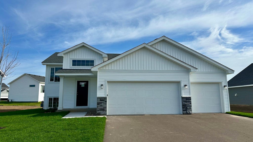 Photo of 610 Grouse Way, New Richmond, WI 54017 (MLS # 7166735)