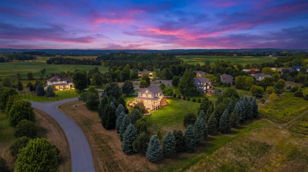 Photo of 439 Horizon Court, Hudson, WI 54016 (MLS # 7129239)