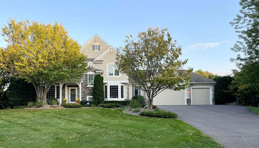 Photo of 3749 Fairway Drive, Woodbury, MN 55125 (MLS # 7127822)