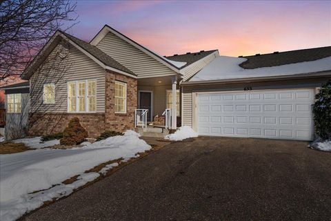 633 Woodland Drive Mahtomedi MN 55115