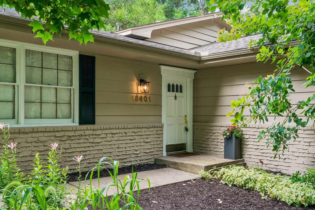 Photo of 15401 Willowood Drive, Minnetonka, MN 55345 (MLS # 7110963)