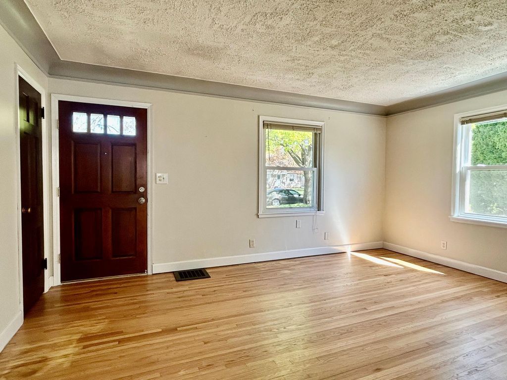 Photo of 2620 Kentucky Avenue S, Saint Louis Park, MN 55426 (MLS # 7067284)