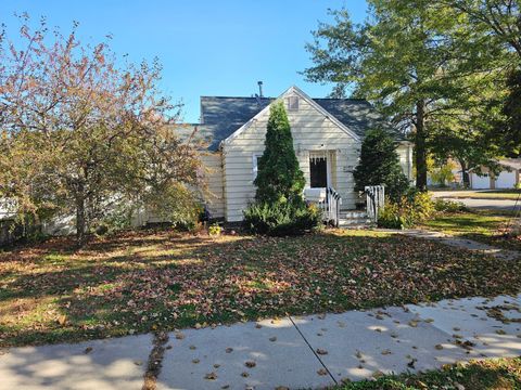 Photo of 1100 9th Street NW, Austin, MN 55912 (MLS # 6810677)