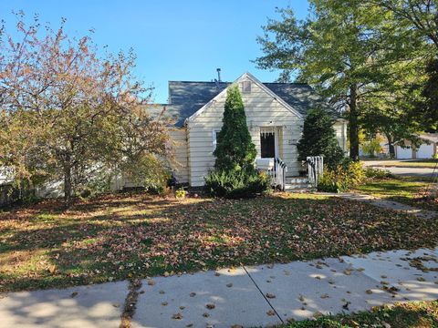 Photo of 1100 9th Street NW, Austin, MN 55912 (MLS # 6810677)