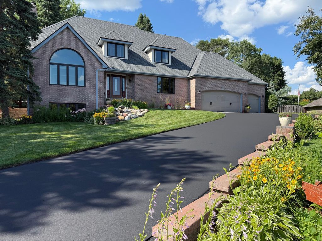 Photo of 11428 Zion Circle, Bloomington, MN 55437 (MLS # 7026907)