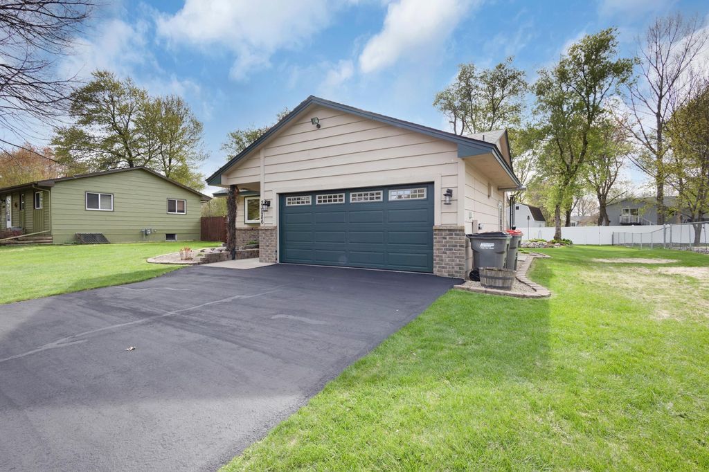 Photo of 23086 Ivywood Street NW, Saint Francis, MN 55070 (MLS # 7063446)