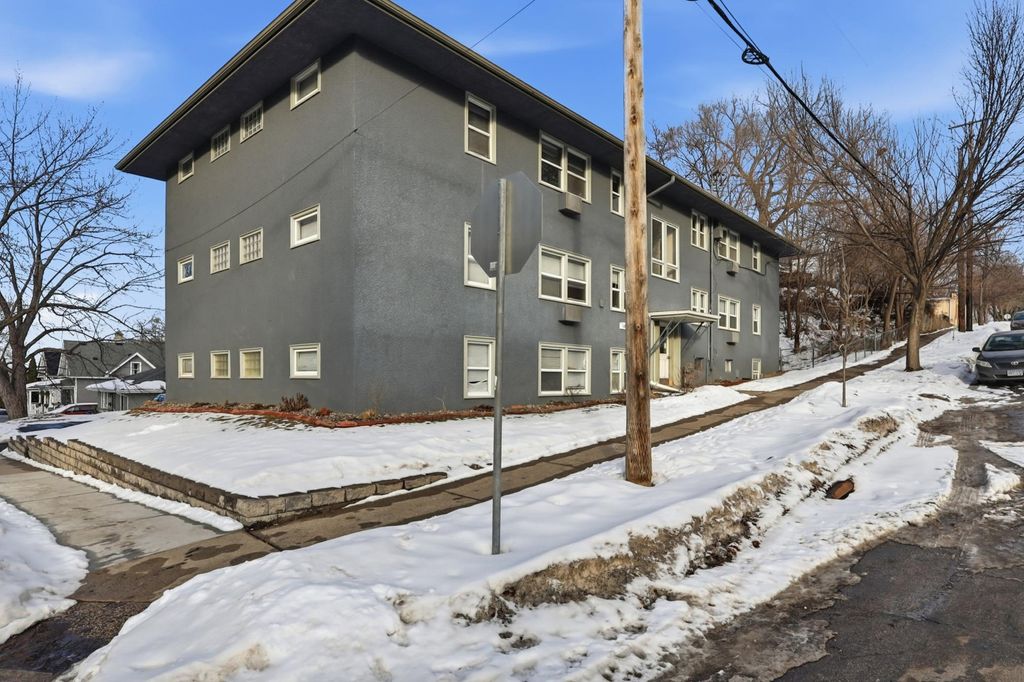 Photo of 149 Morton Street E, Saint Paul, MN 55107 (MLS # 7022196)