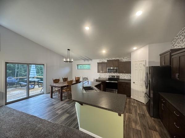 8609 Sugarberry Creek