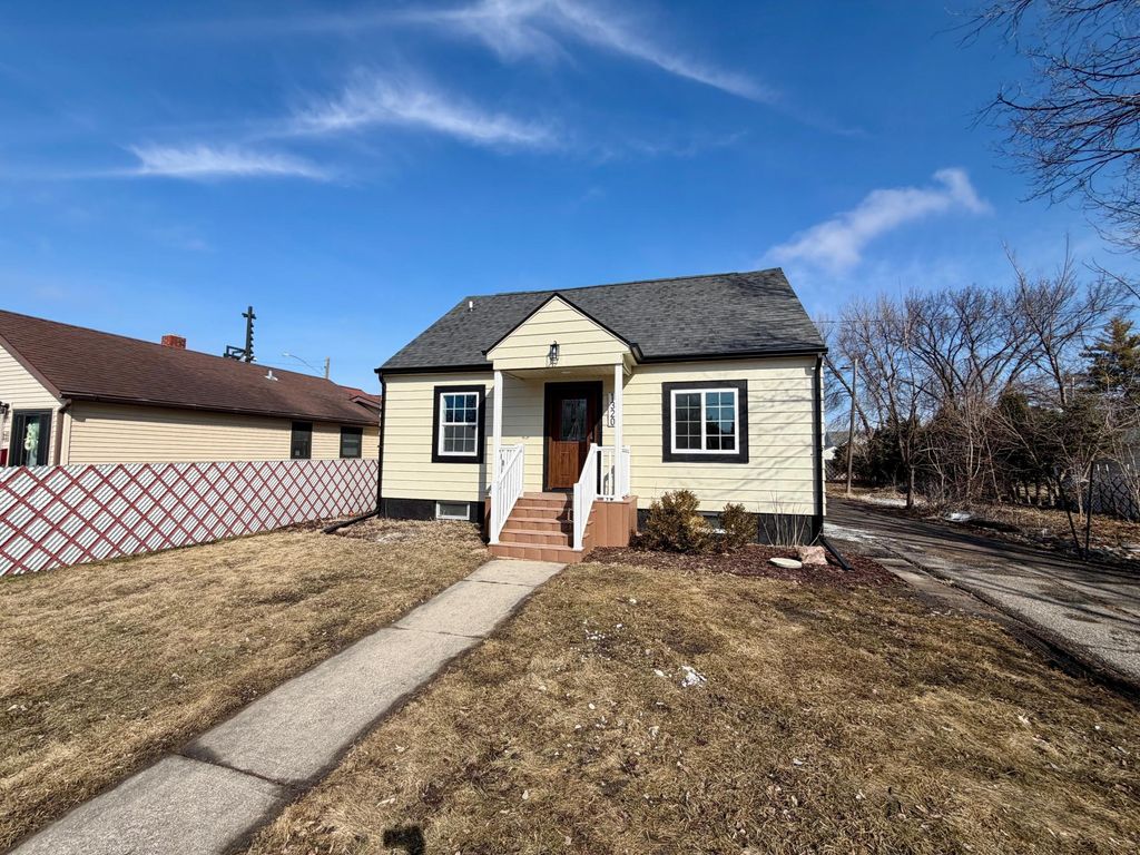 Photo of 1320 6th Avenue N, Moorhead, MN 56560 (MLS # 7039631)