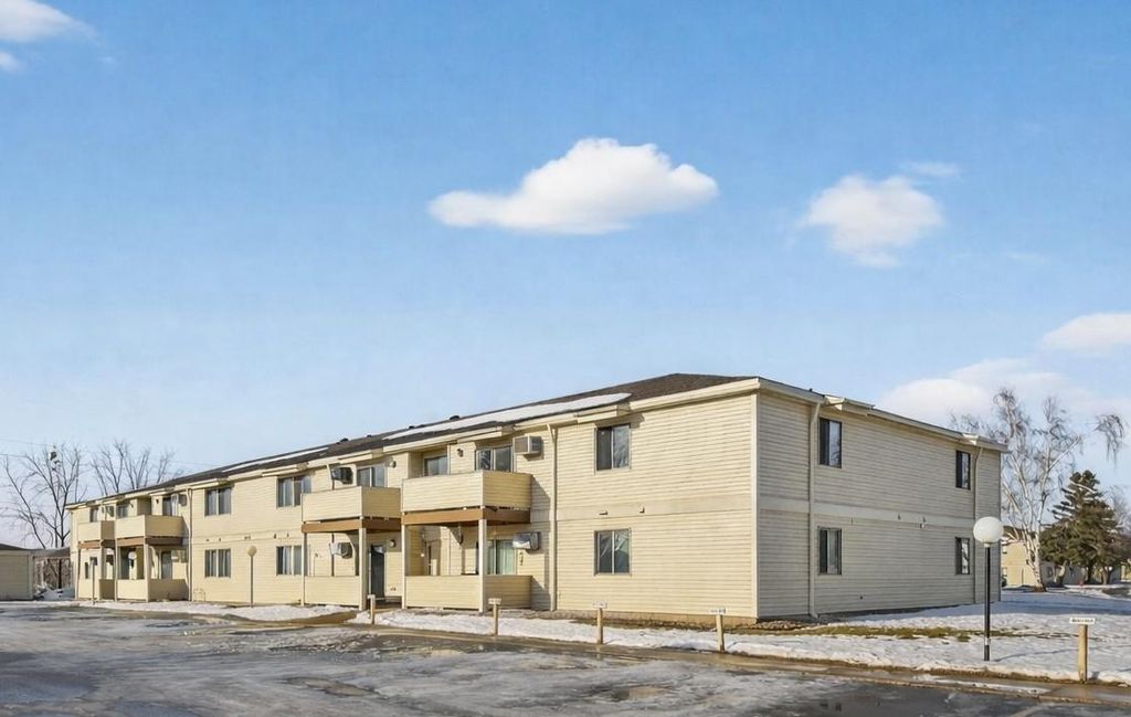 Photo of 2114 Valleyhigh Drive NW #B104, Rochester, MN 55901 (MLS # 7003061)