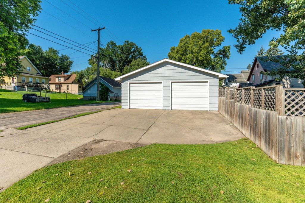 Photo of 228 E Vernon Avenue, Fergus Falls, MN 56537 (MLS # 7068561)