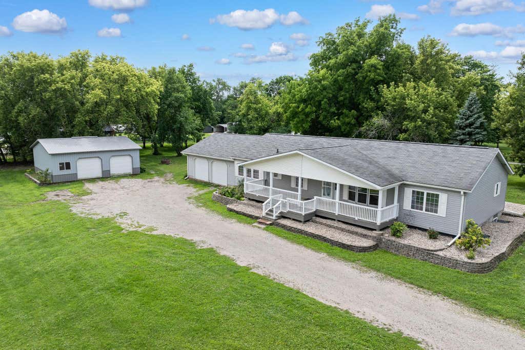 Photo of 403 W Margaret Street, Fairmont, MN 56031 (MLS # 7108821)