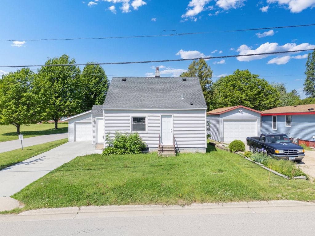 Photo of 101 2nd Avenue NW, Byron, MN 55920 (MLS # 7078131)
