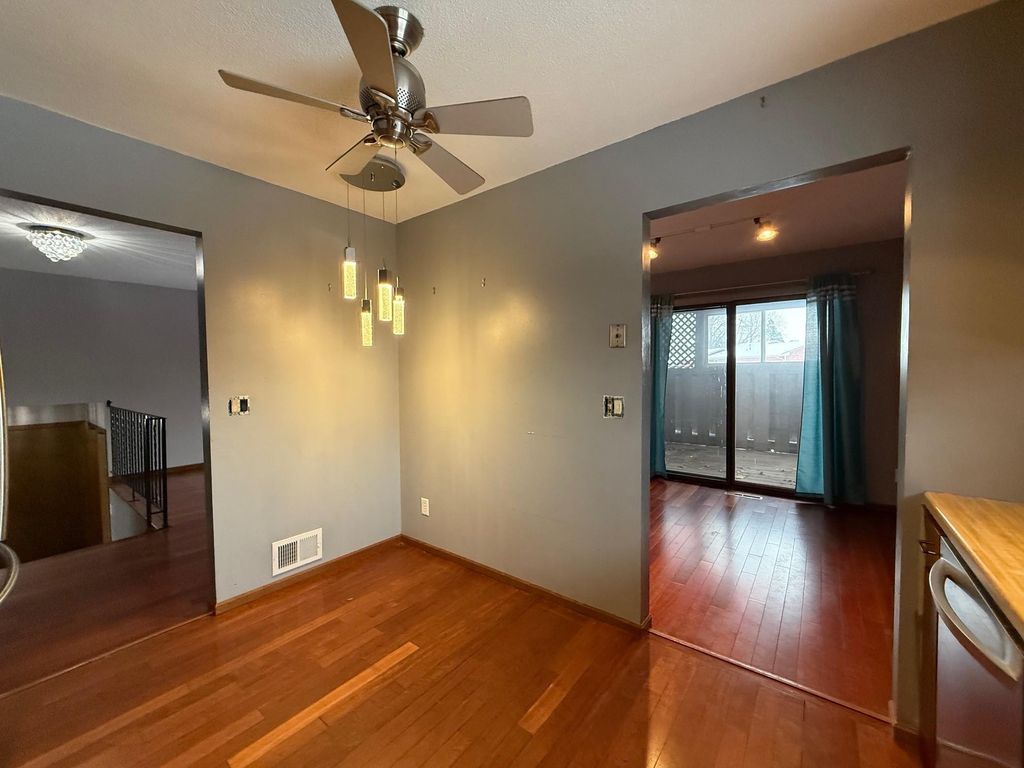 Photo of 414 Aurora Avenue, Saint Paul, MN 55103 (MLS # 7000300)