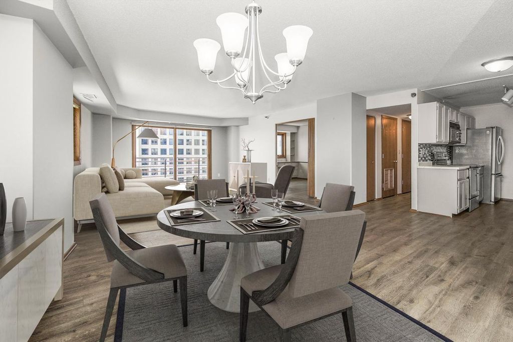Photo of 66 9th Street E #2315, Saint Paul, MN 55101 (MLS # 6755884)