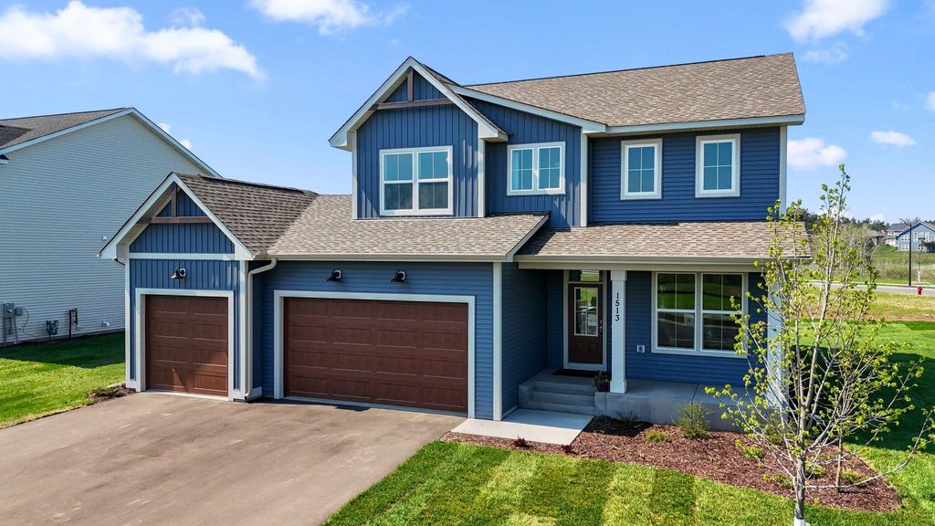 Photo of 1513 Creekwood Drive, New Richmond, WI 54017 (MLS # 6689839)