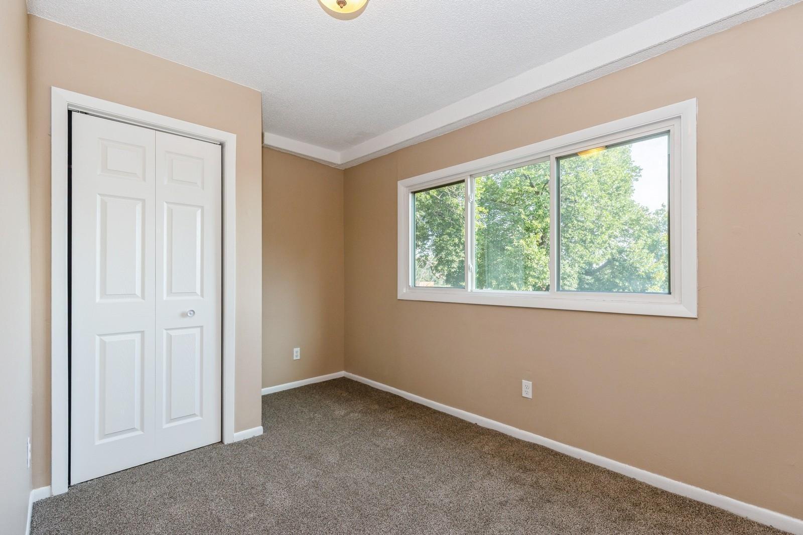 304 Marshall Avenue 5