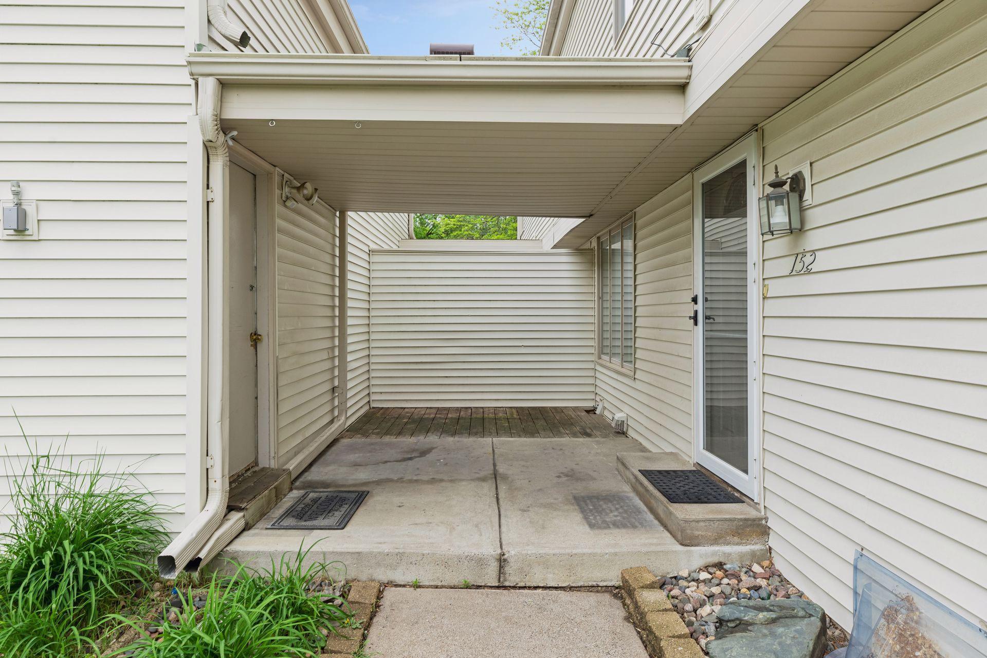 152 Avignon Court