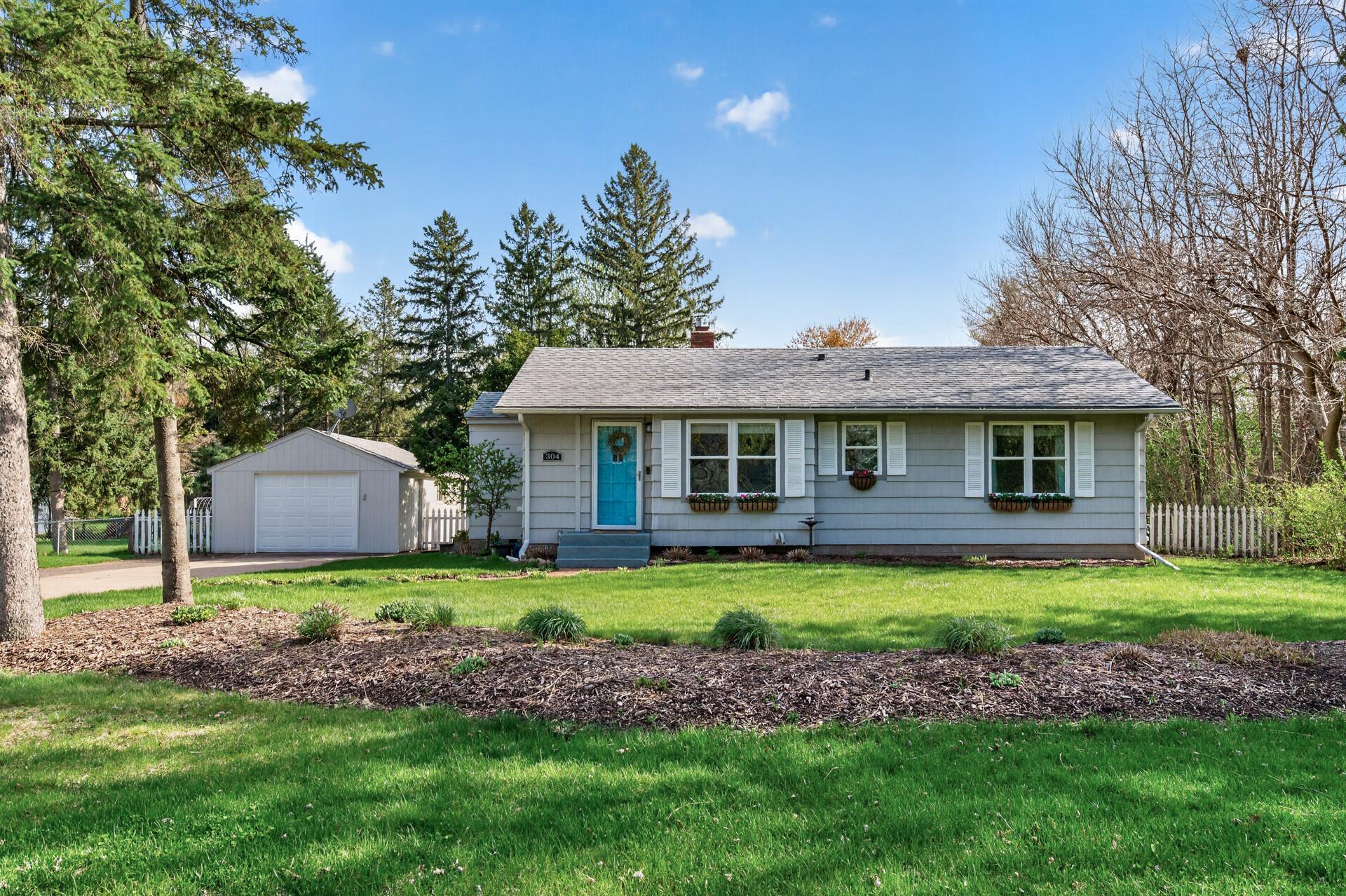 304 Lion Lane