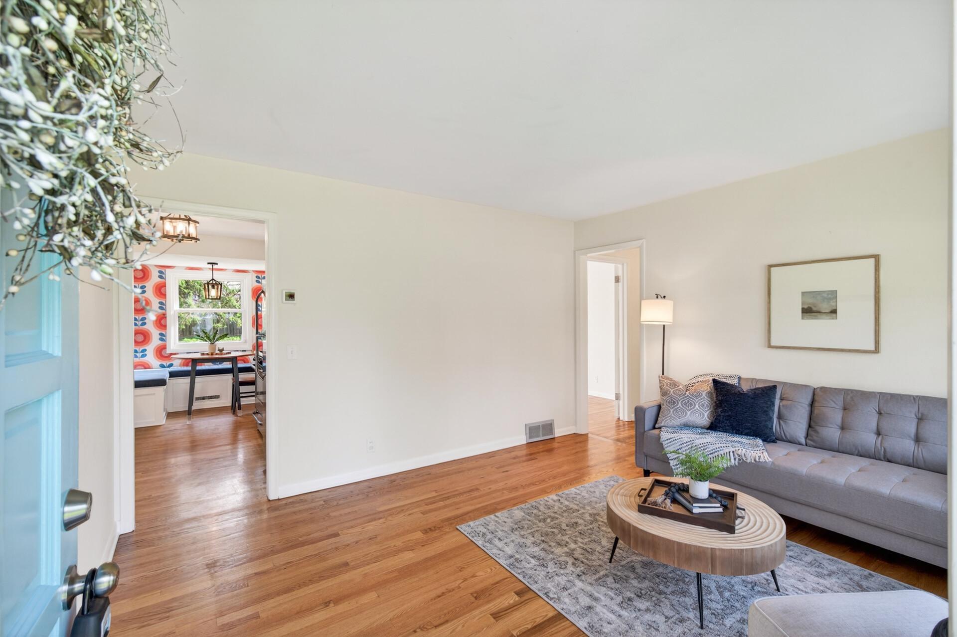 304 Lion Lane