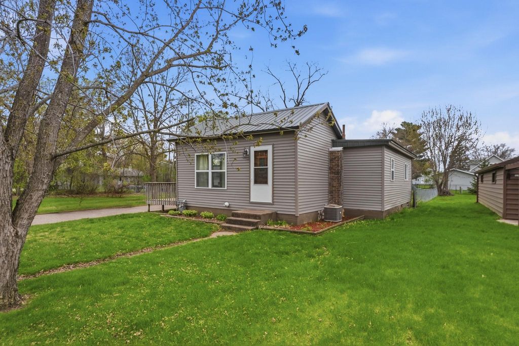 Photo of 516 Hudson Street, Paynesville, MN 56362 (MLS # 7069851)