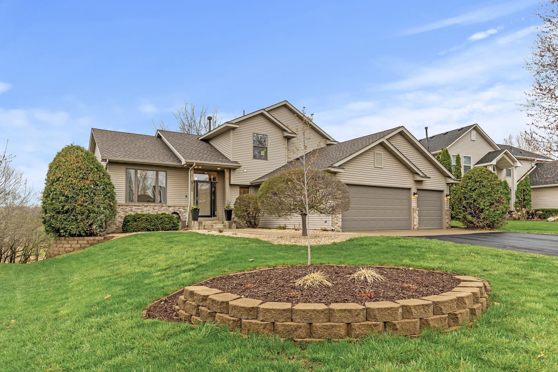 14904 Overlook Drive
