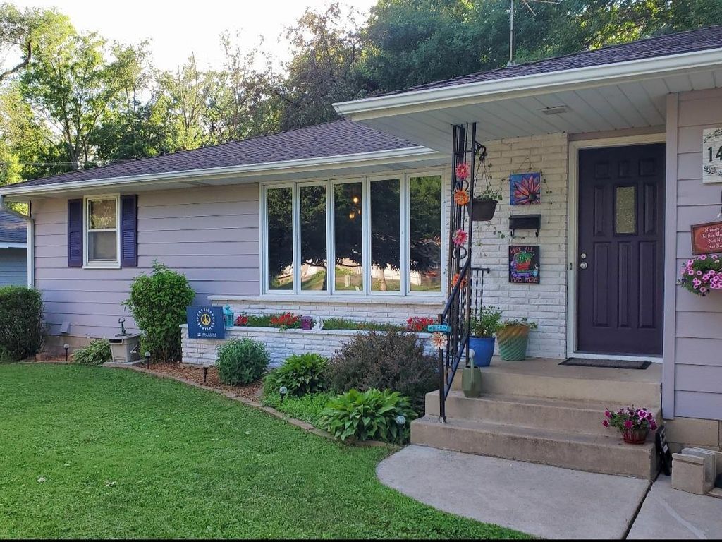 Photo of 1418 Tyler Street, Hastings, MN 55033 (MLS # 7052855)