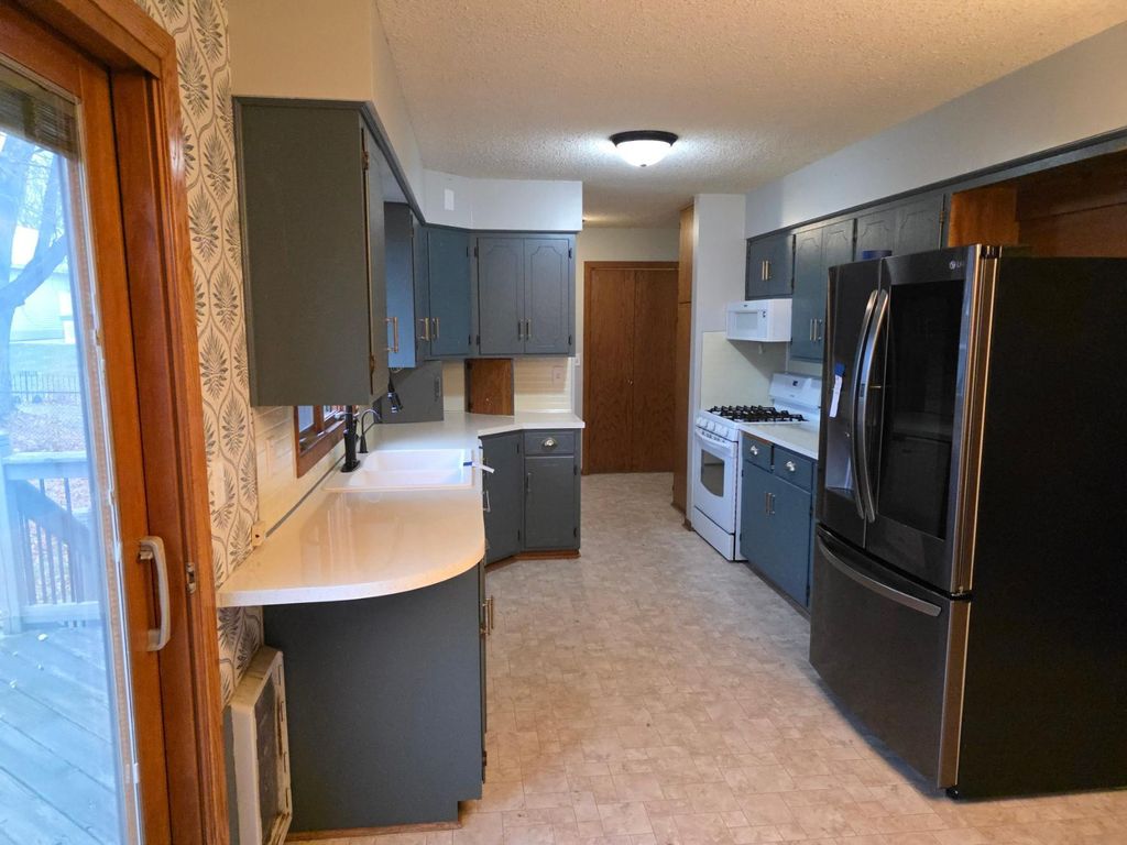 Photo of 100 1st Street E, Vernon Center, MN 56090 (MLS # 7005649)
